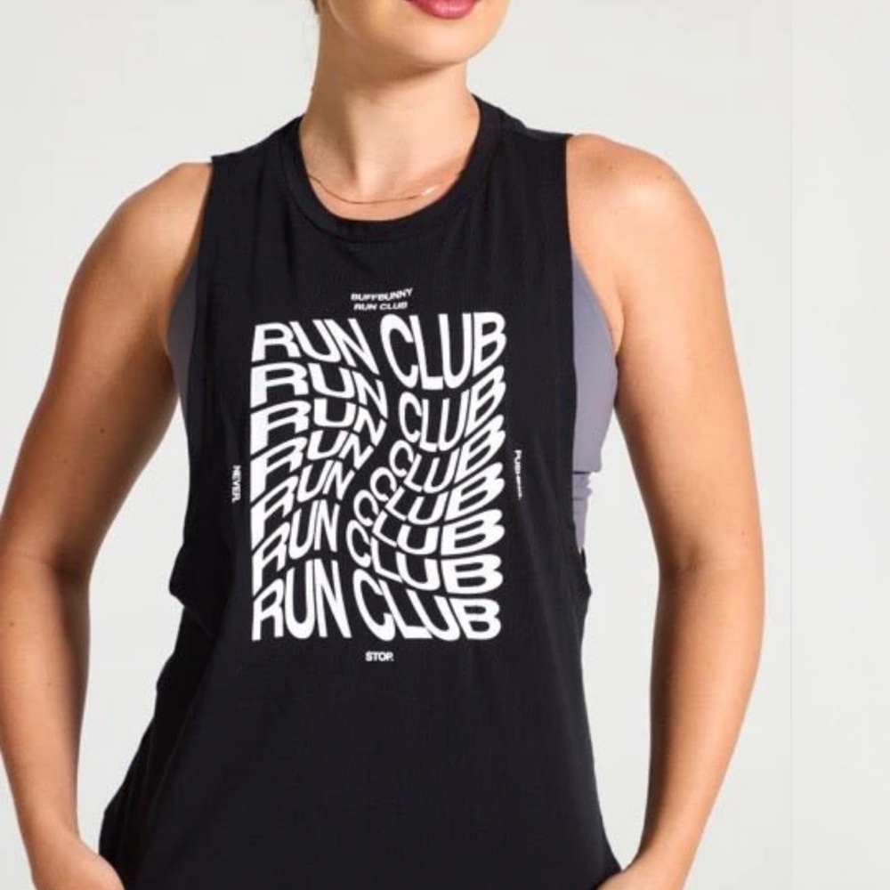 Run club Buffbunny collection Tank